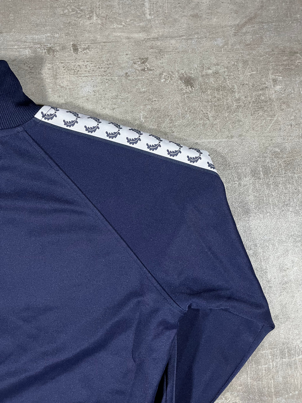 Fred Perry Trainingsjacke Taped Dunkelblau S