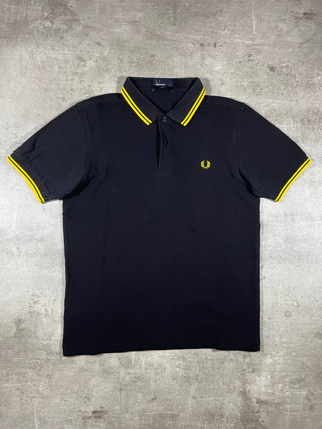 Fred Perry Poloshirt Schwarz/ Gelb M