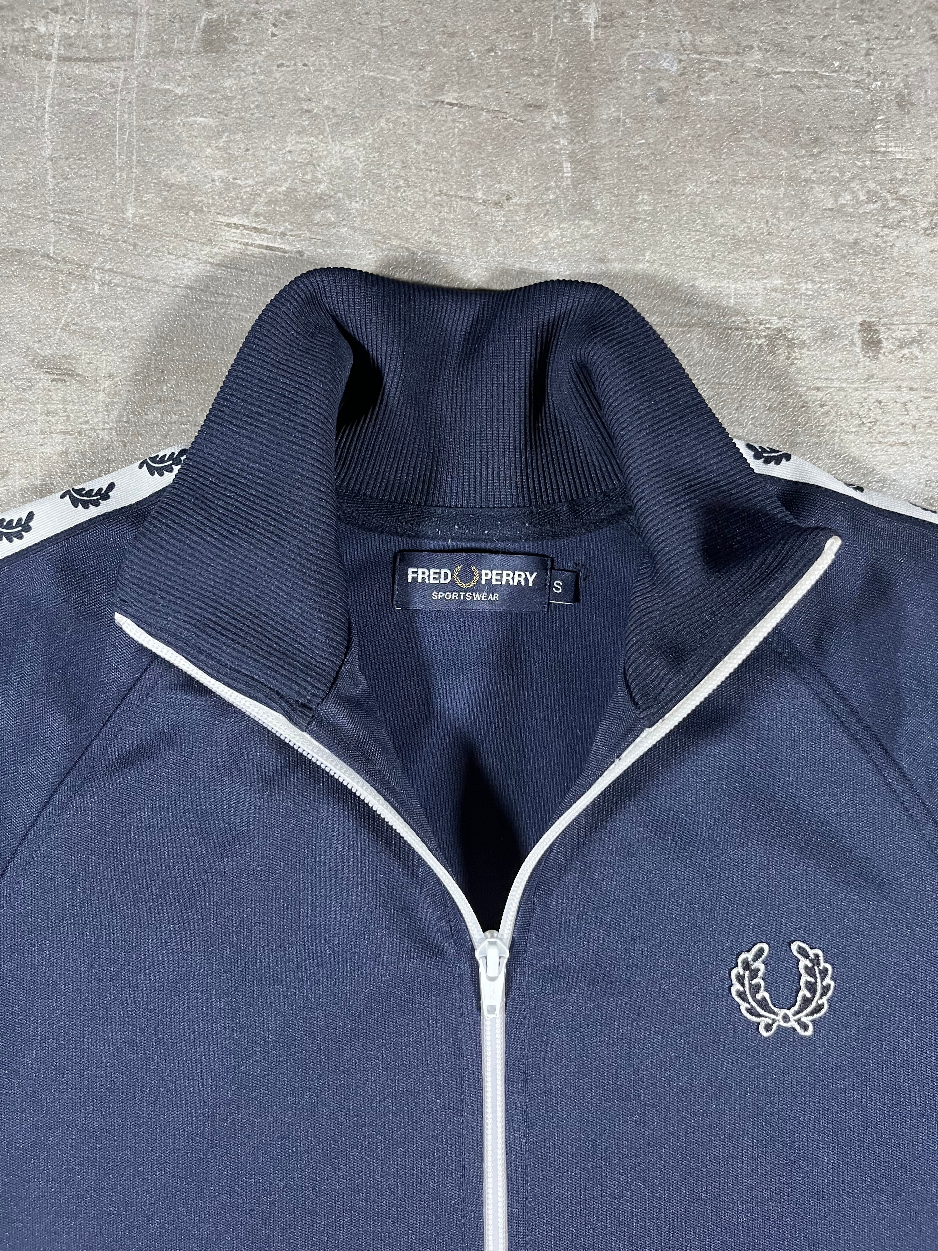 Fred Perry Trainingsjacke Taped Dunkelblau S