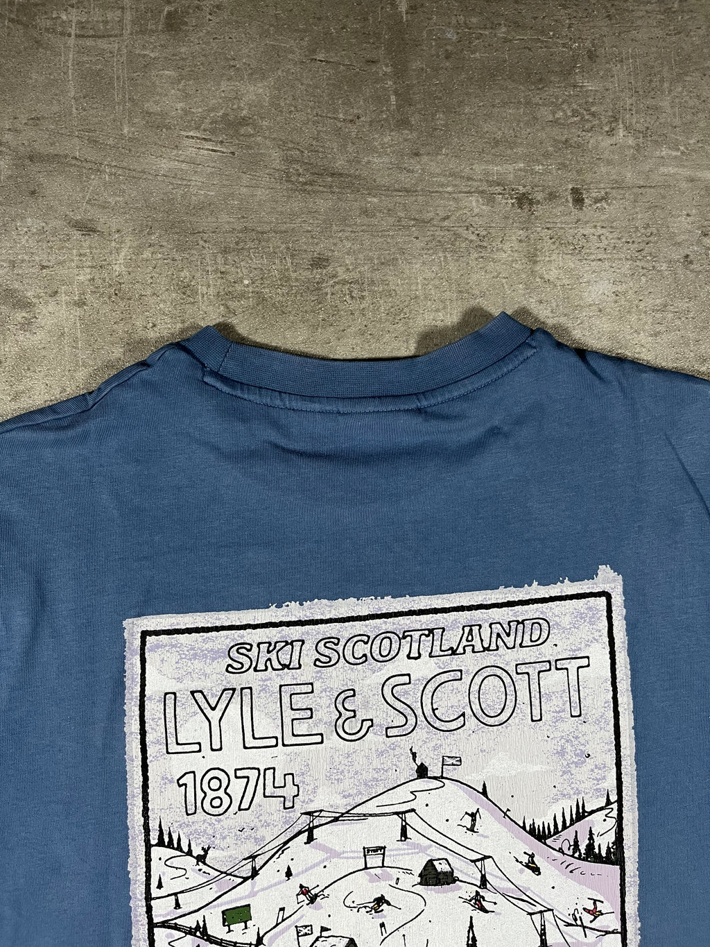 Lyle & Scott T-shirt Ski Scotland Hellblau Oversized M