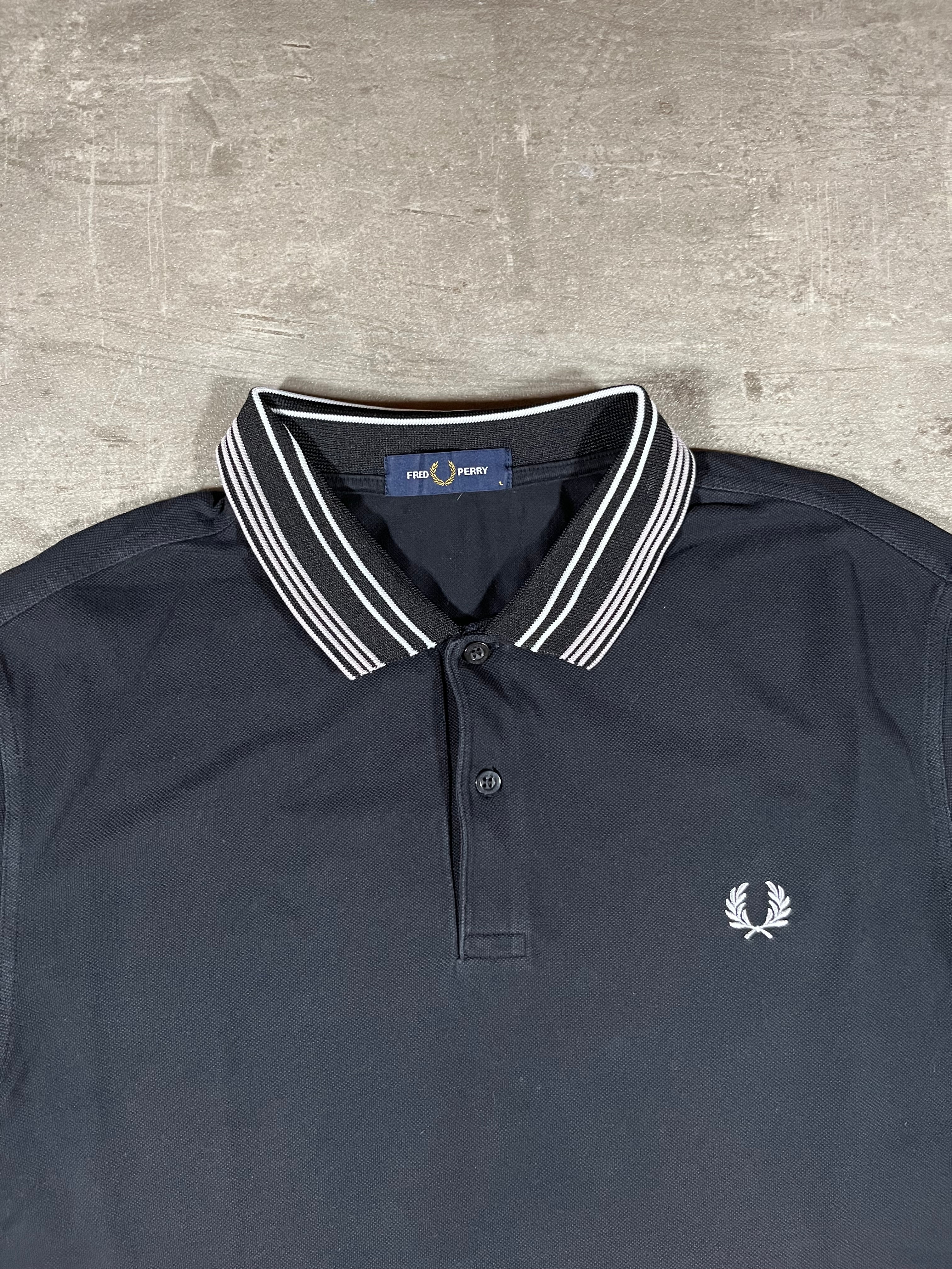Fred Perry Poloshirt Schwarz/ Weiß L