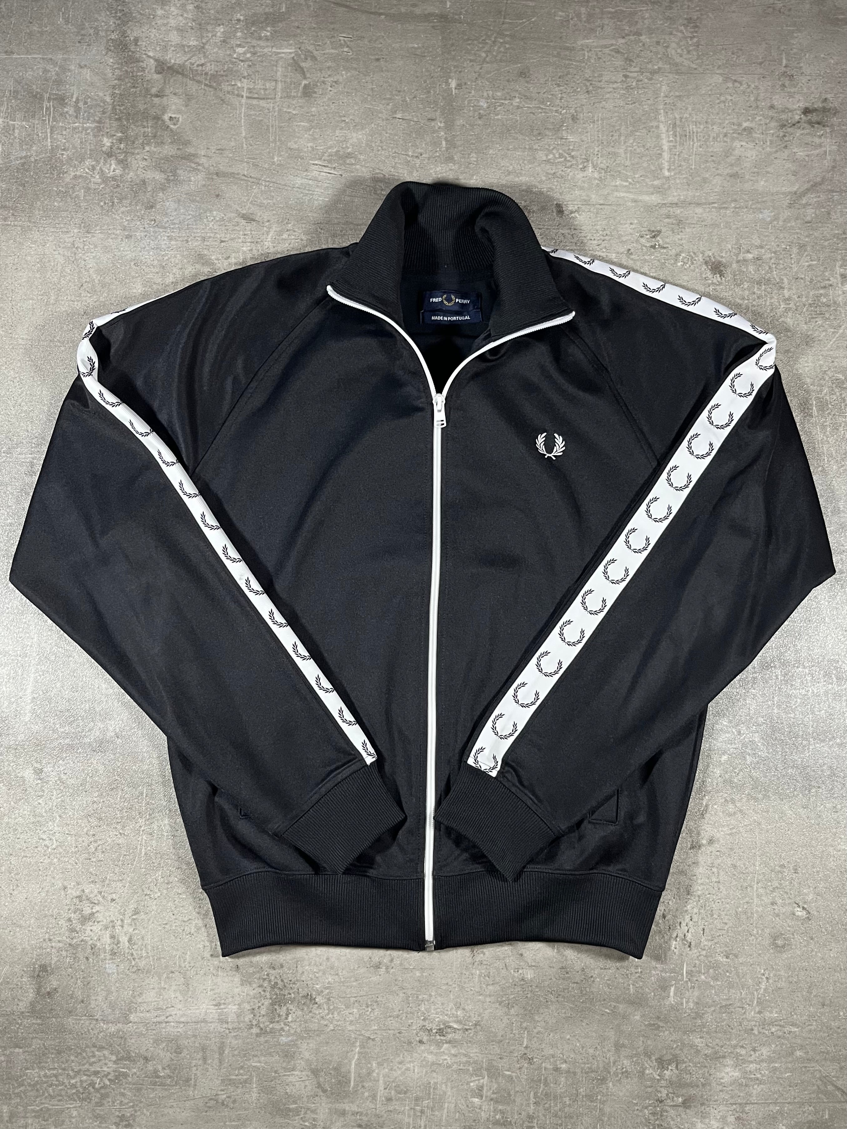 Fred Perry Trainingsjacke Taped Schwarz S