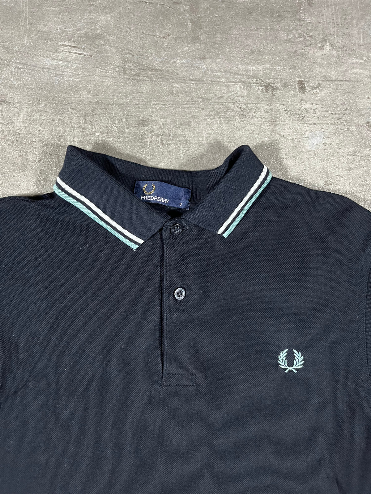 Fred Perry Poloshirt Schwarz/ Weiß/ Hellblau S