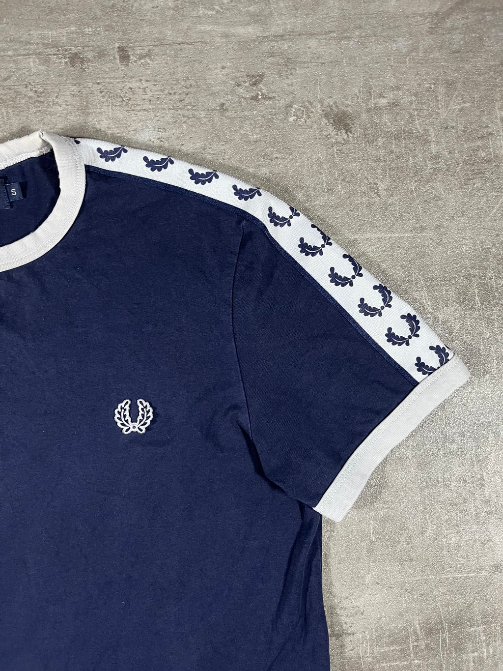 Fred Perry T-shirt Taped Blau S