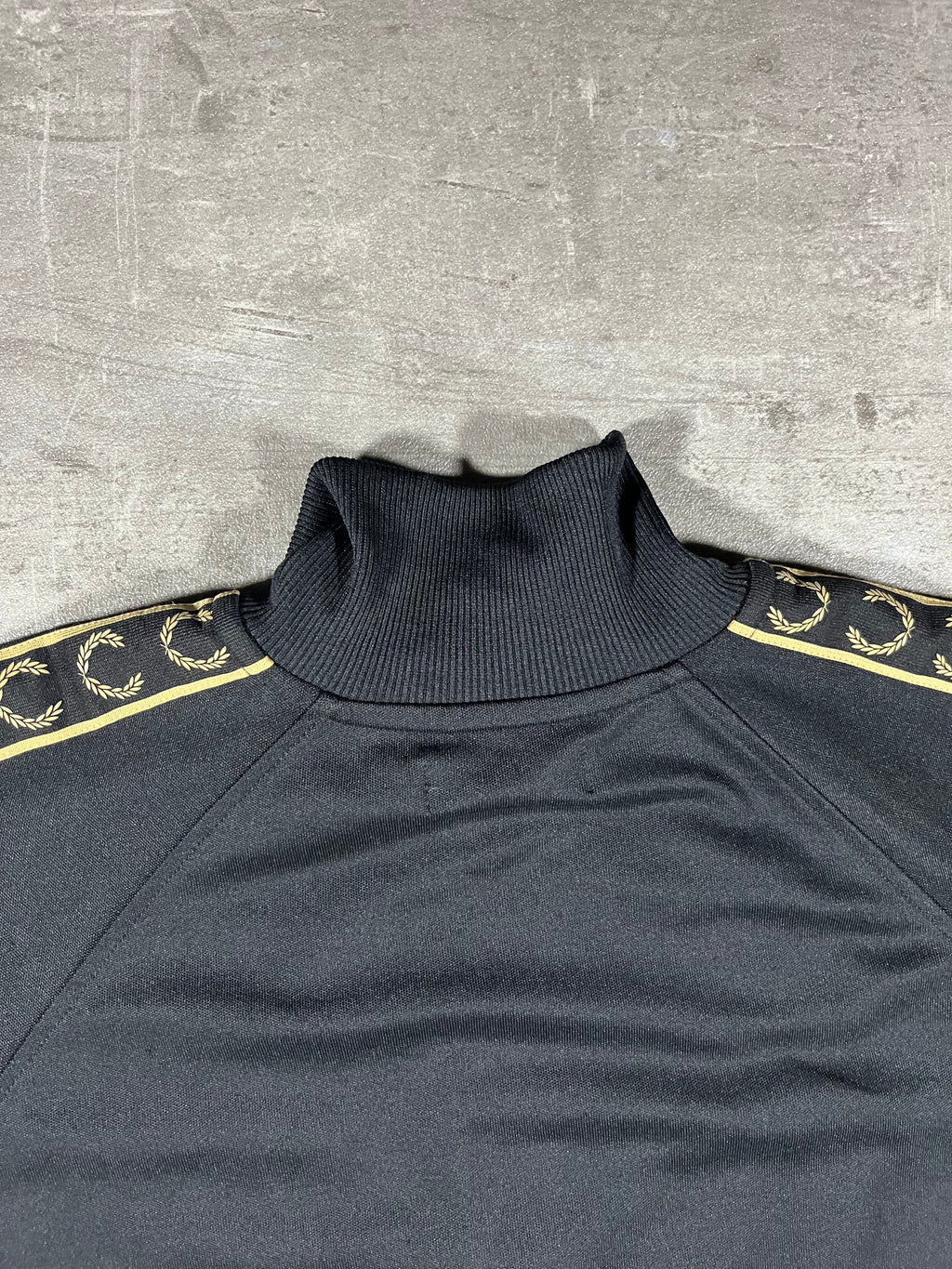 Fred Perry Trainingsjacke Schwarz/ Gold L