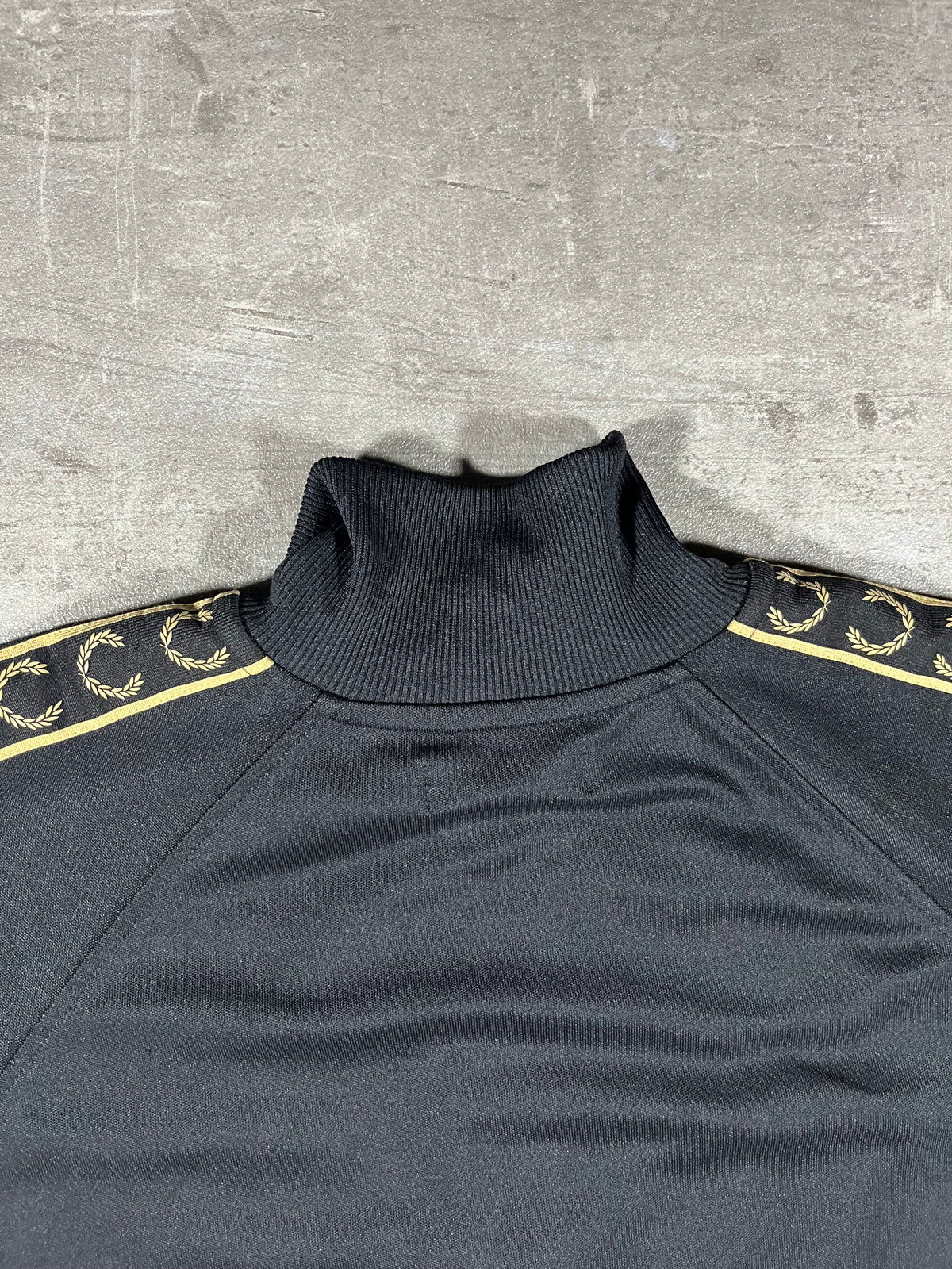 Fred Perry Trainingsjacke Schwarz/ Gold L