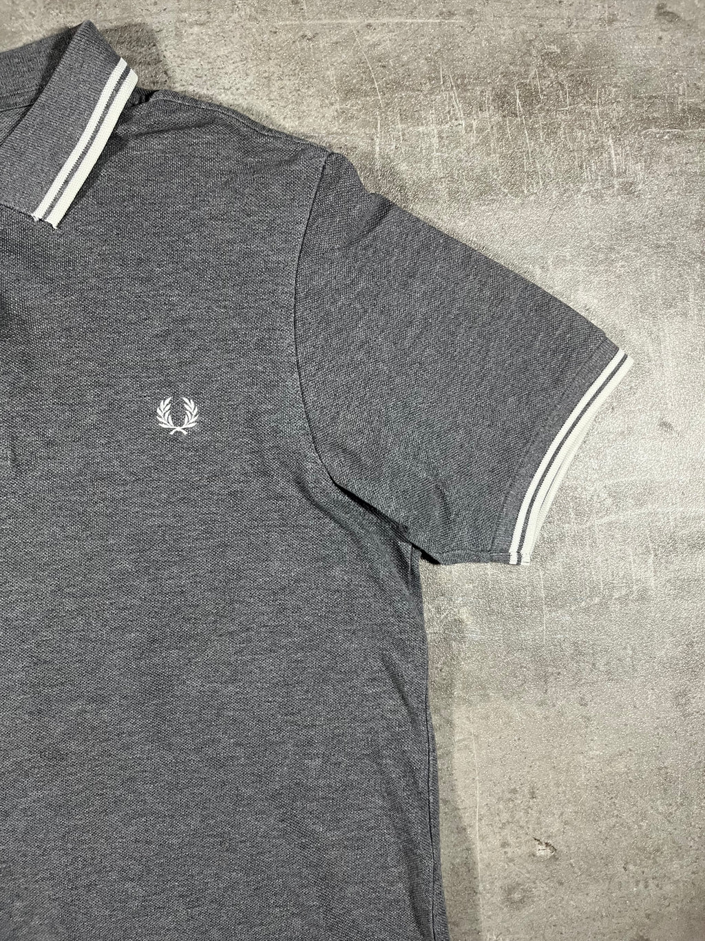 Fred Perry Poloshirt Grau M