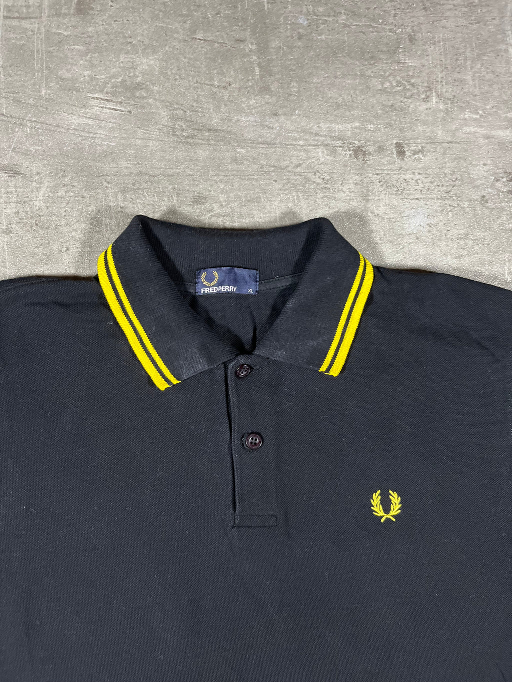 Fred Perry Poloshirt Schwarz/ Gelb XL