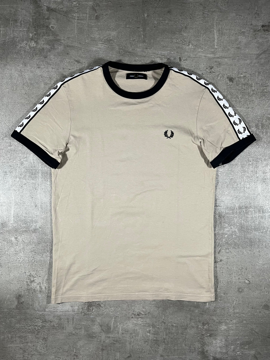 Fred Perry T-shirt Taped Beige S