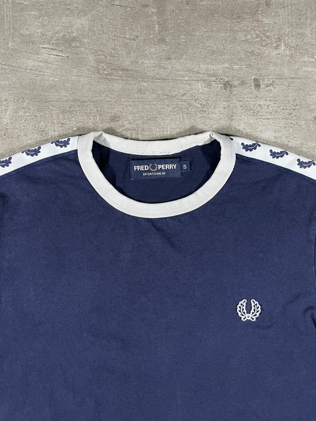 Fred Perry T-shirt Taped Blau S
