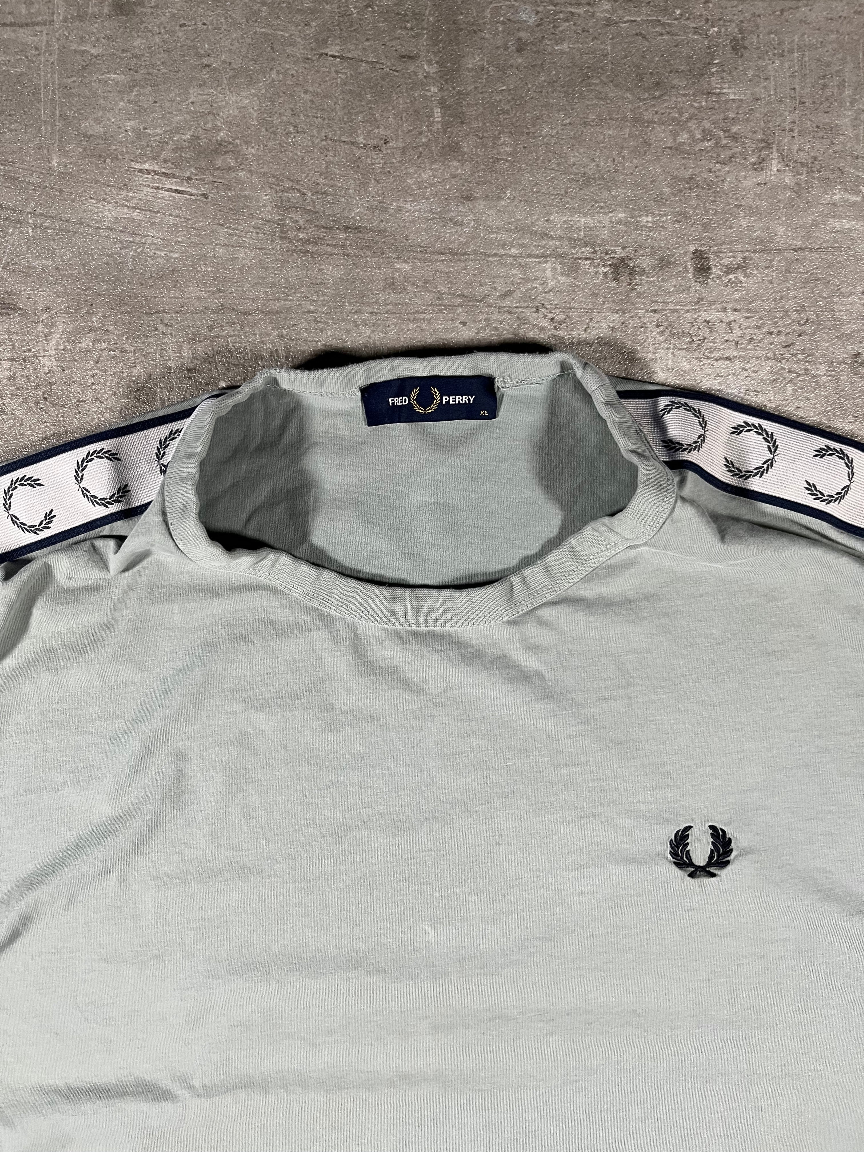 Fred Perry T-shirt Graugrün XL