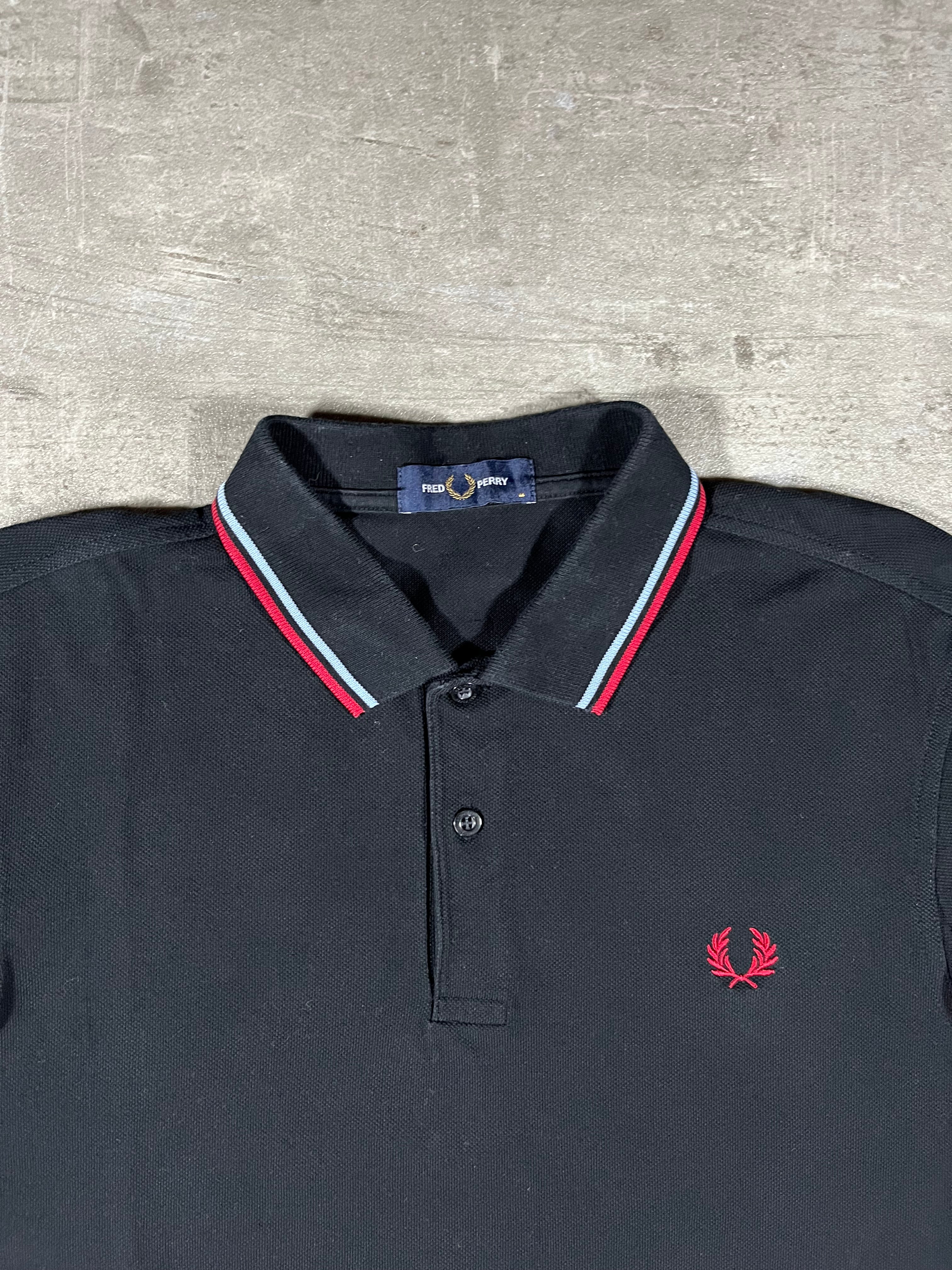 Fred Perry Poloshirt Schwarz/ Hellblau/ Rot M