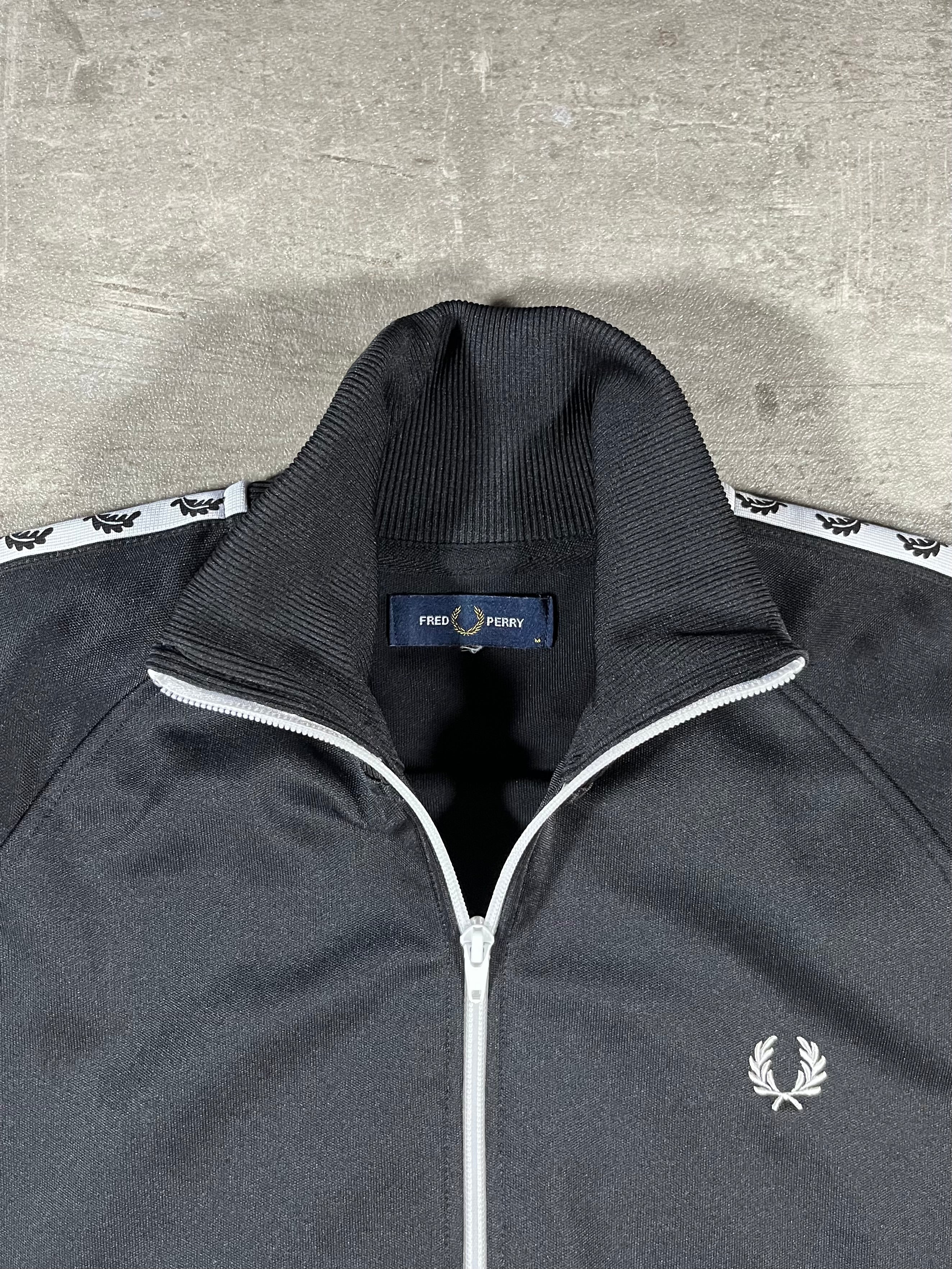 Fred Perry Trainingsjacke Taped Schwarz M