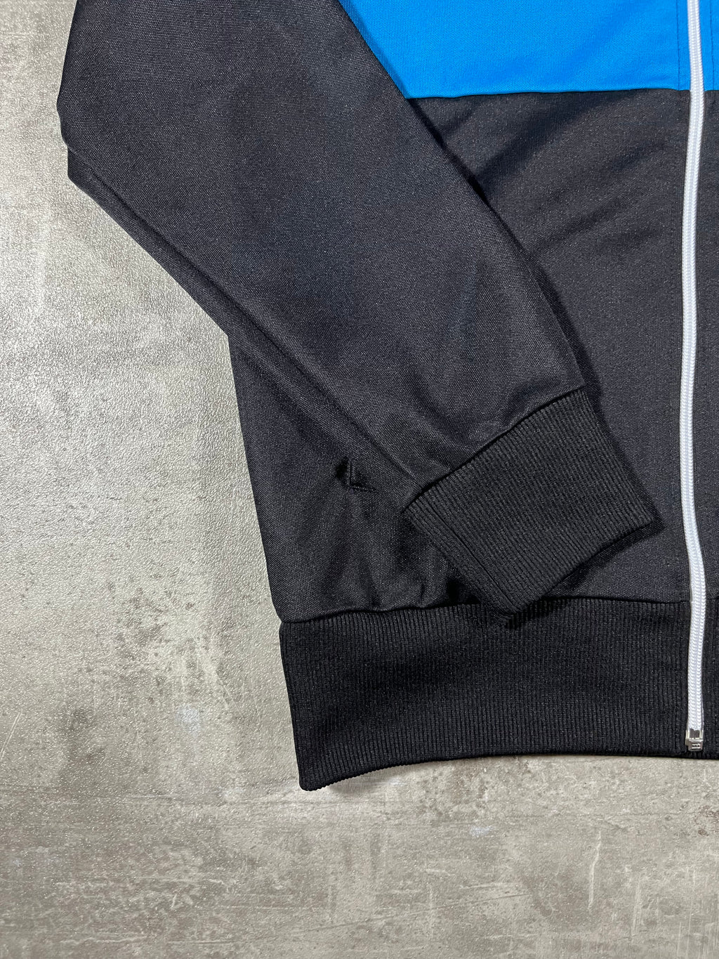 Fred Perry Trainingsjacke Schwarz/ Grau/ Hellblau M