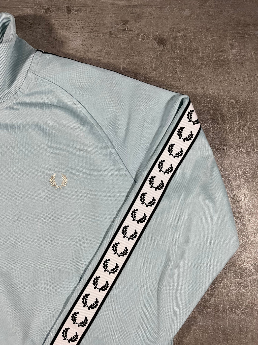 Fred Perry Trainingsjacke Taped Hellblau L