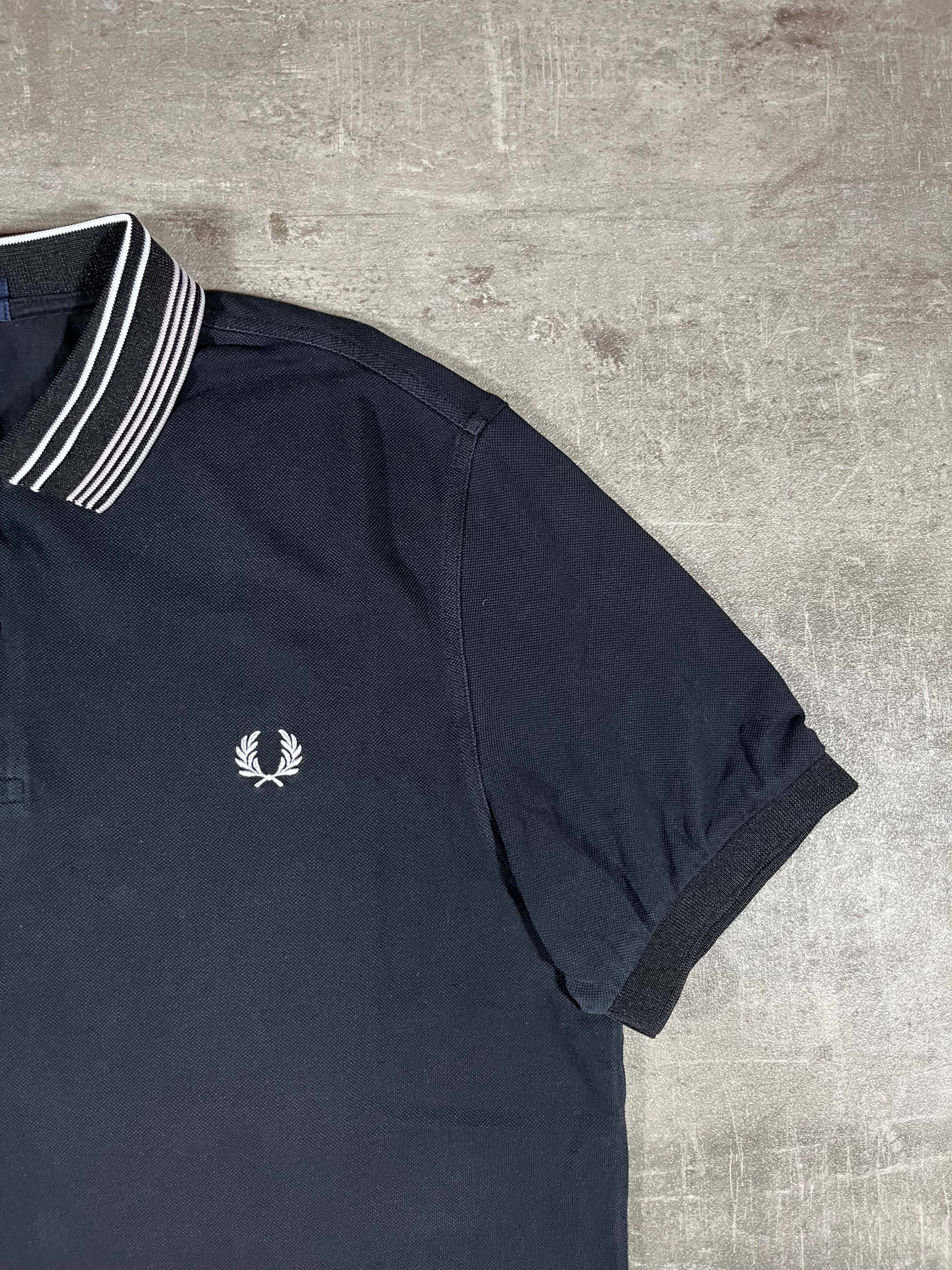 Fred Perry Poloshirt Schwarz/ Weiß L