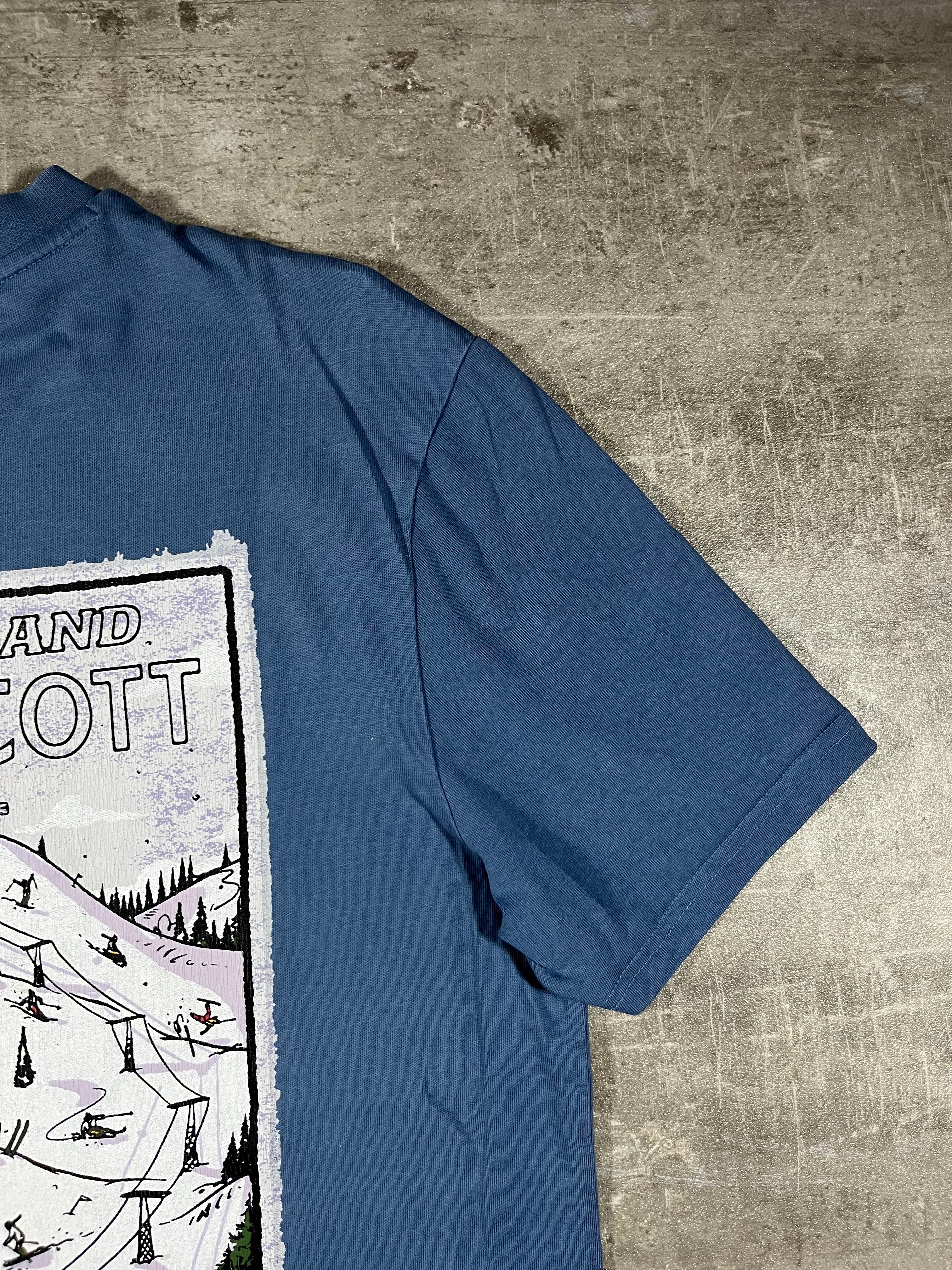 Lyle & Scott T-shirt Ski Scotland Hellblau Oversized M