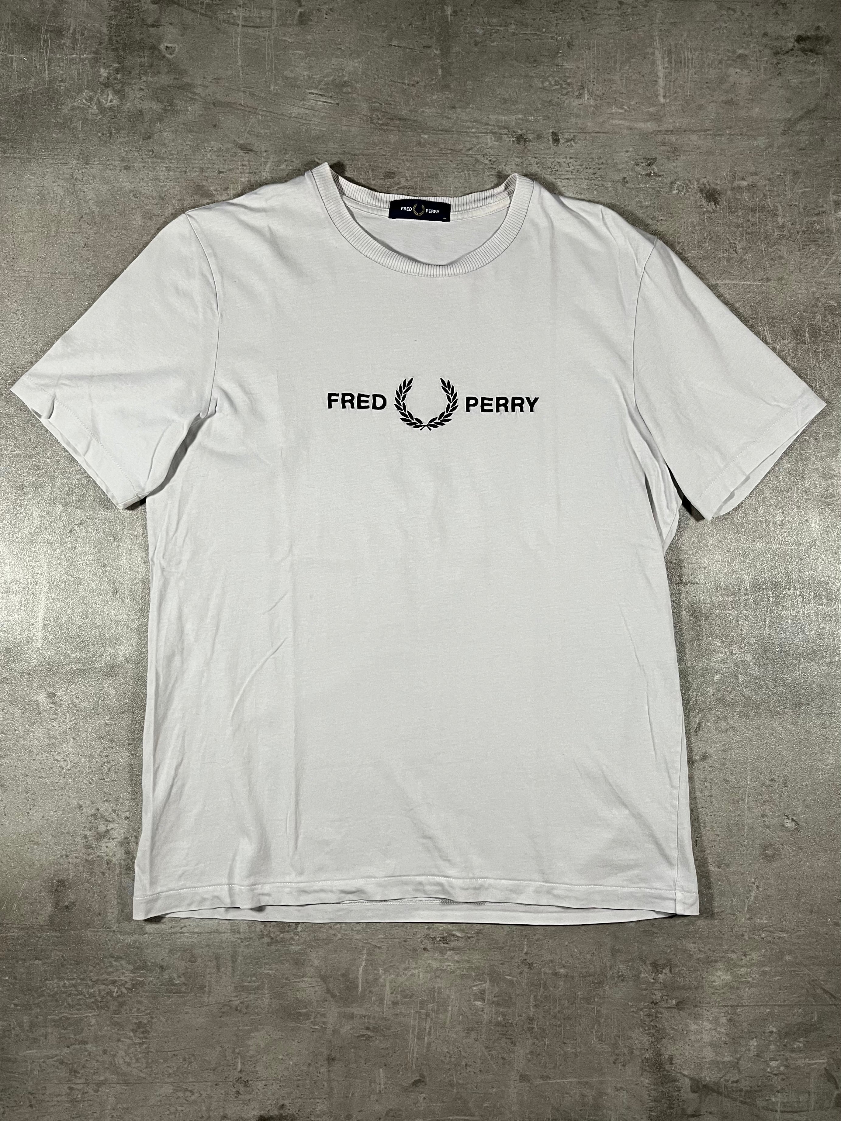 Fred Perry T-shirt Hellgrau M