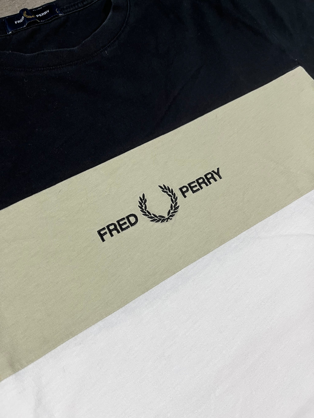 Fred Perry T-shirt Schwarz/ Weiß/ Beige L