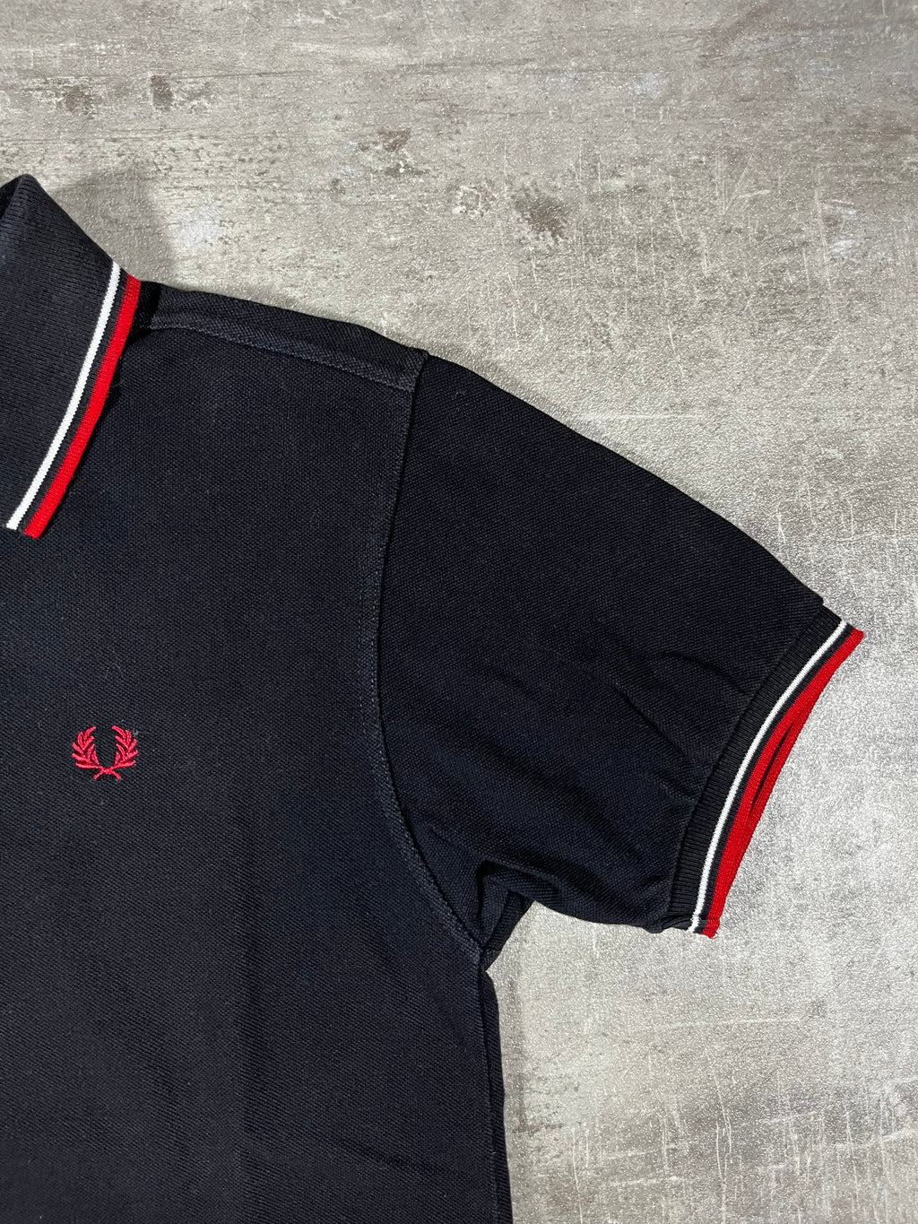 Fred Perry Poloshirt Schwarz/ Weiß/ Rot S