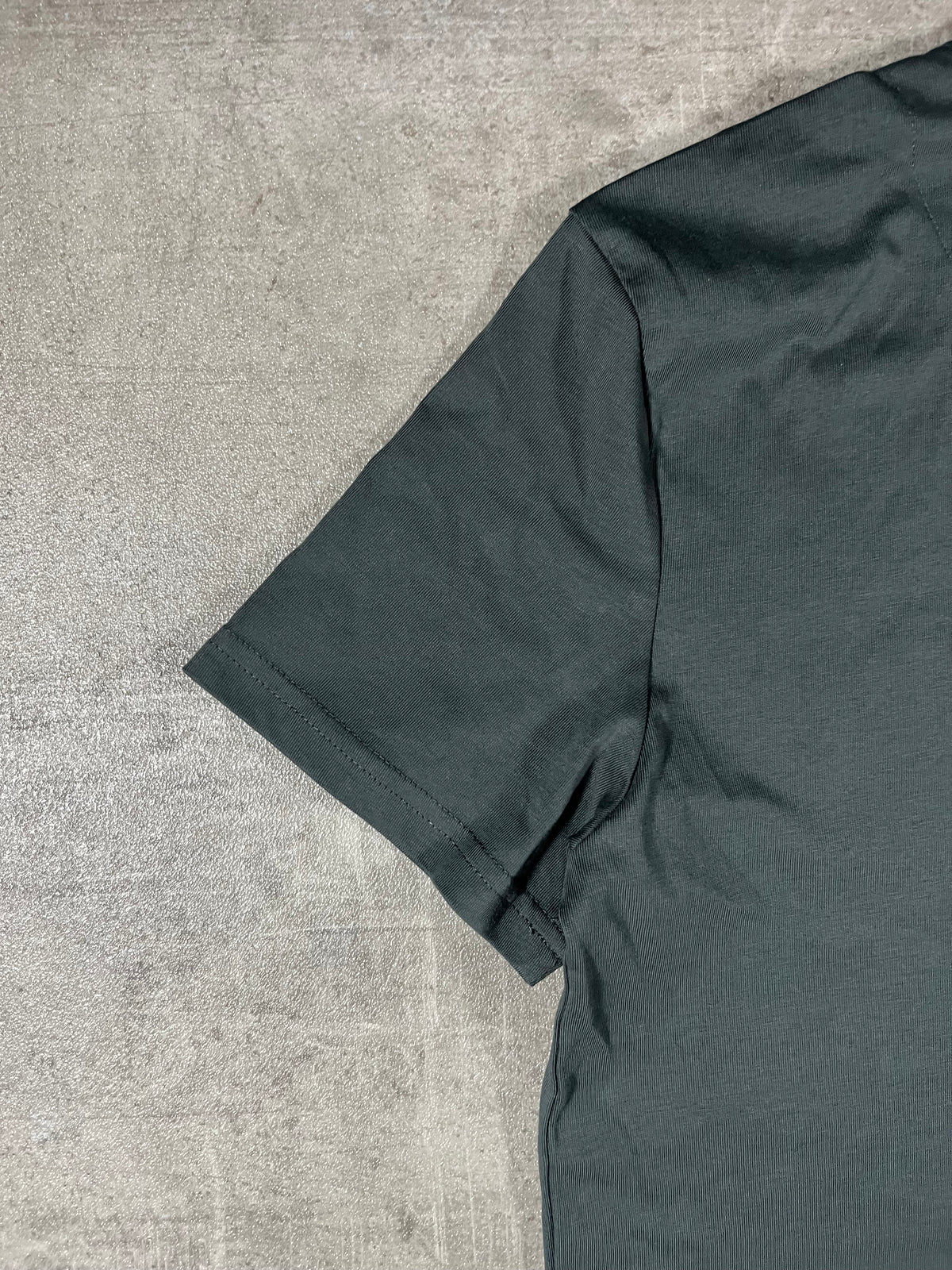 Weekend Offender T-shirt Grau XS