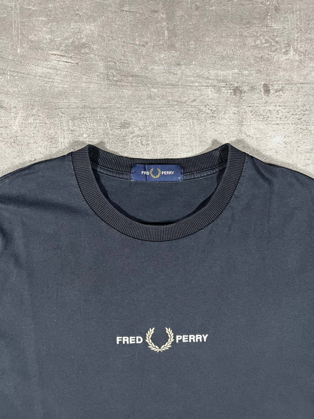 Fred Perry T-shirr Schwarz S