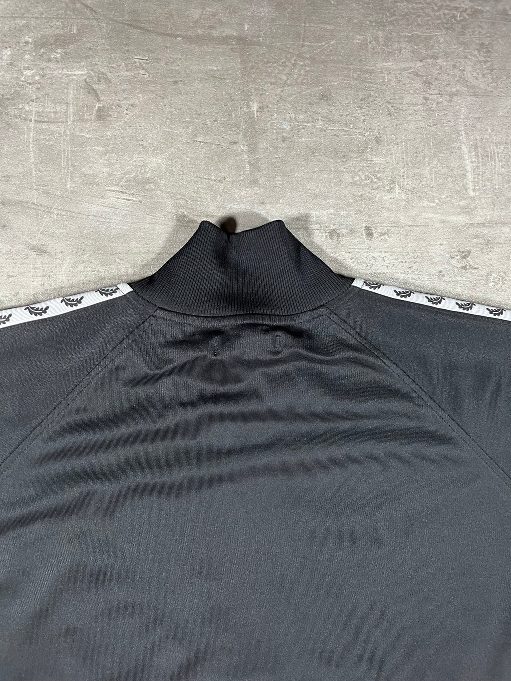 Fred Perry Trainingsjacke Taped Schwarz XXL