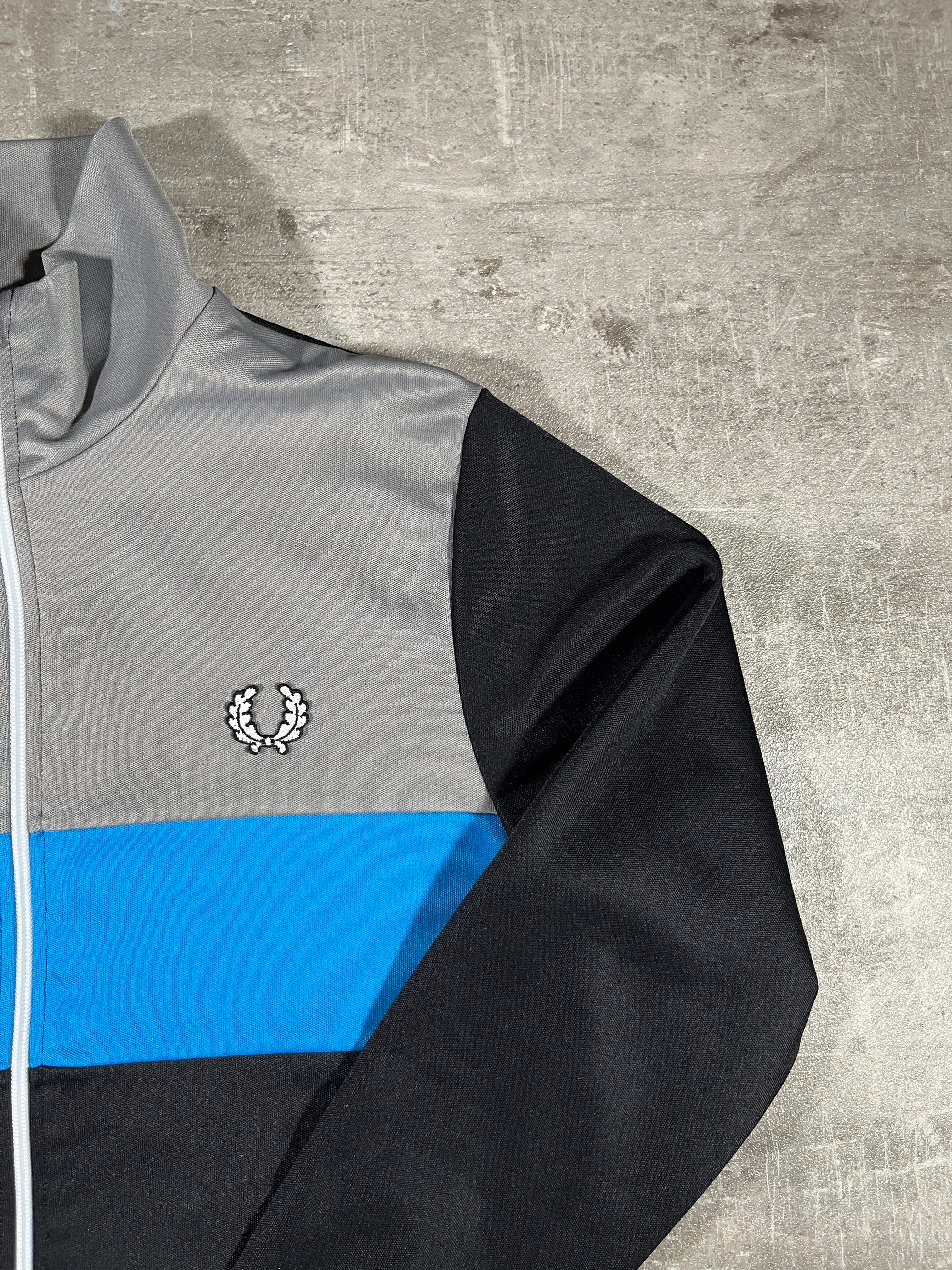 Fred Perry Trainingsjacke Schwarz/ Grau/ Hellblau M