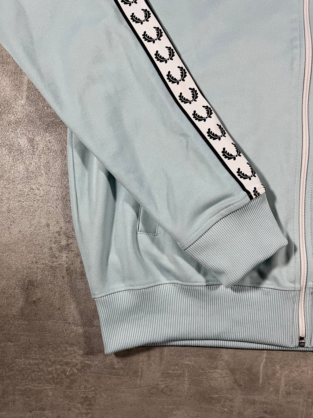 Fred Perry Trainingsjacke Taped Hellblau L
