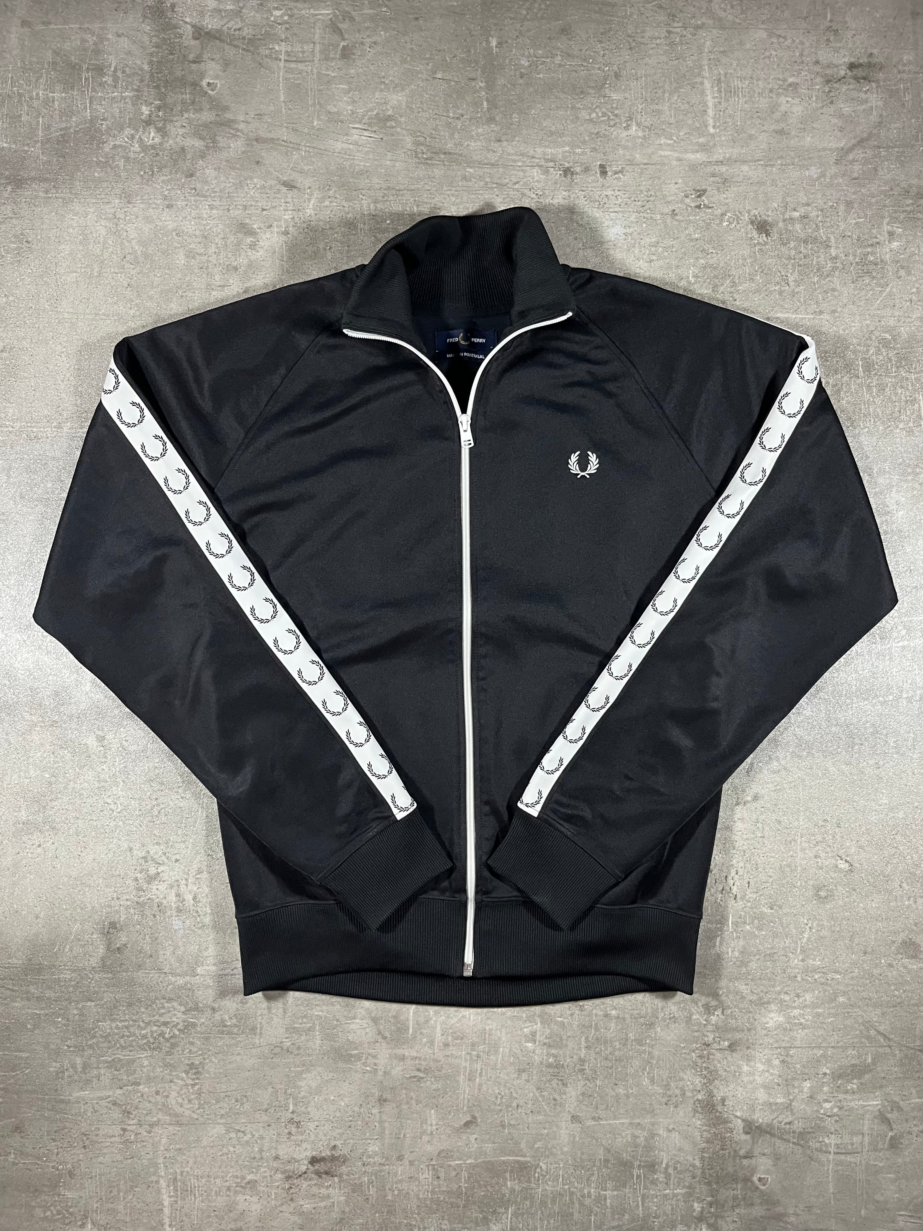 Fred Perry Trainingsjacke Taped Schwarz M
