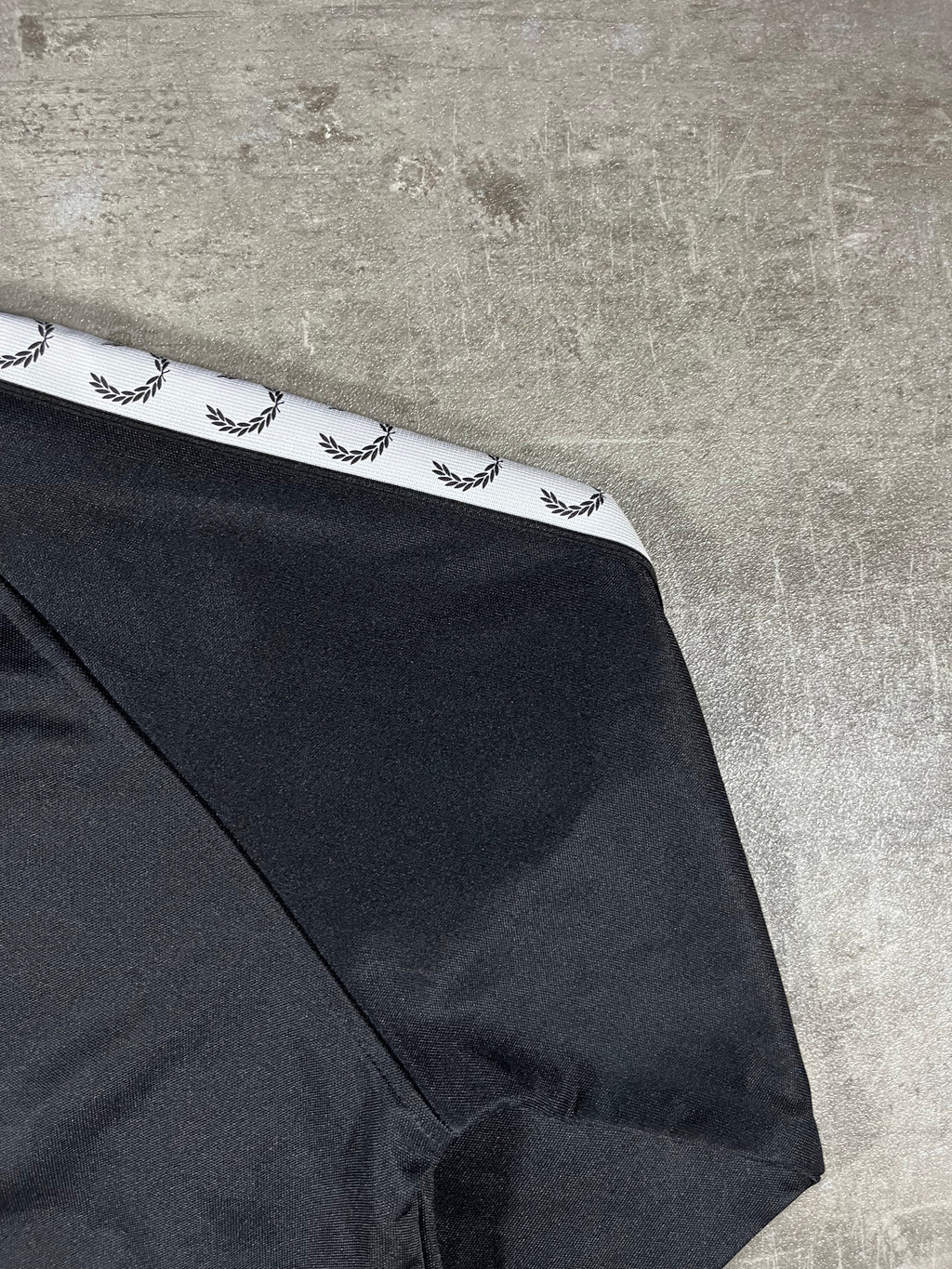 Fred Perry Trainingsjacke Taped Schwarz S