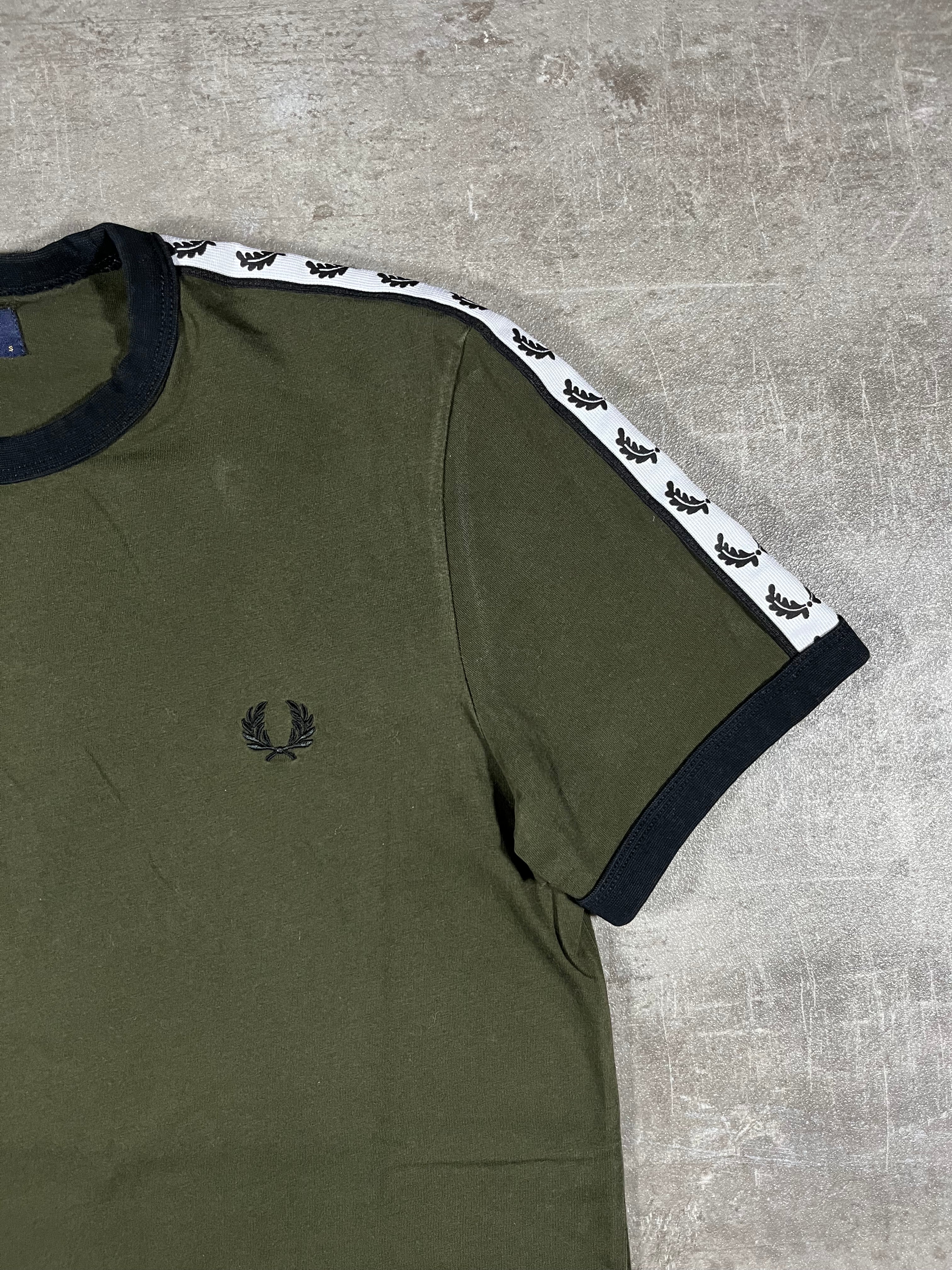 Fred Perry T-shirt Dunkelgrün Taped S