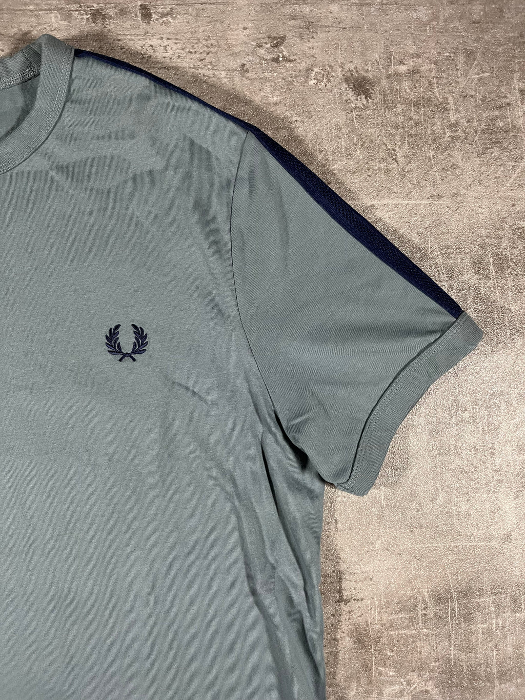 Fred Perry T-shirt Taped Mintgrau M