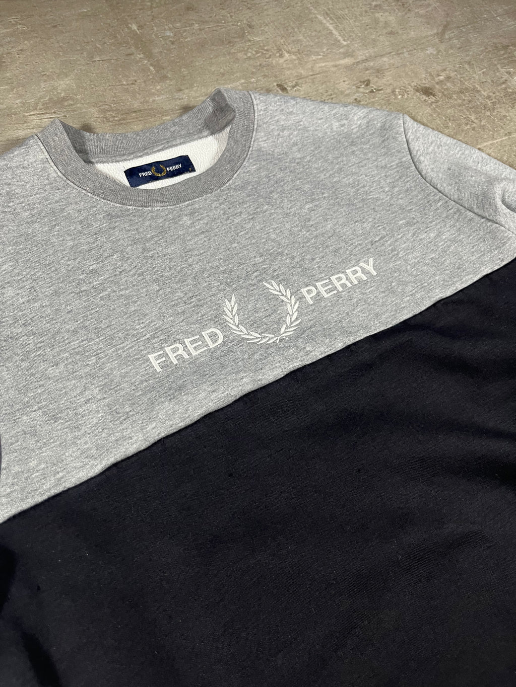 Fred Perry Sweater Schwarz/ Grau S