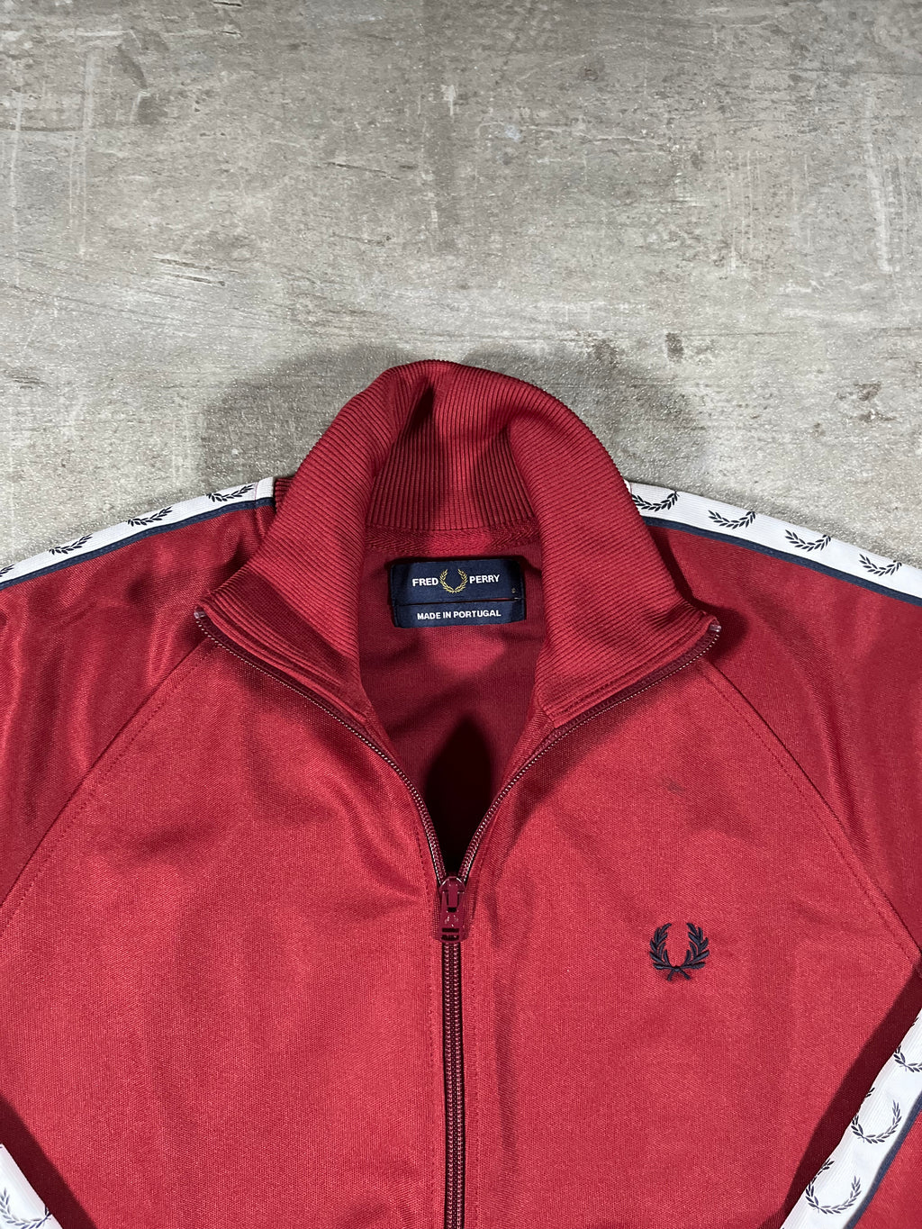 Fred Perry Trainingsjacke Taped Bordeaux S