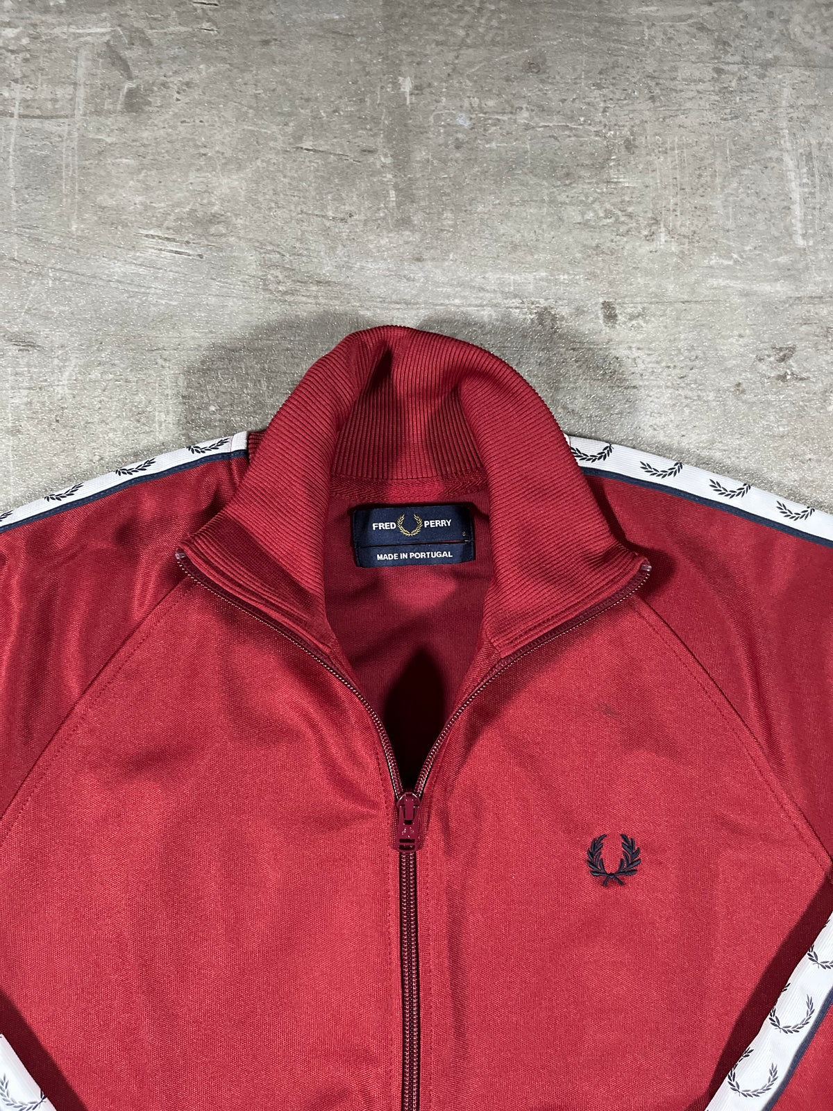 Fred Perry Trainingsjacke Taped Bordeaux S