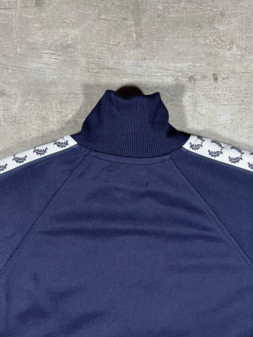 Fred Perry Trainingsjacke Taped Dunkelblau S