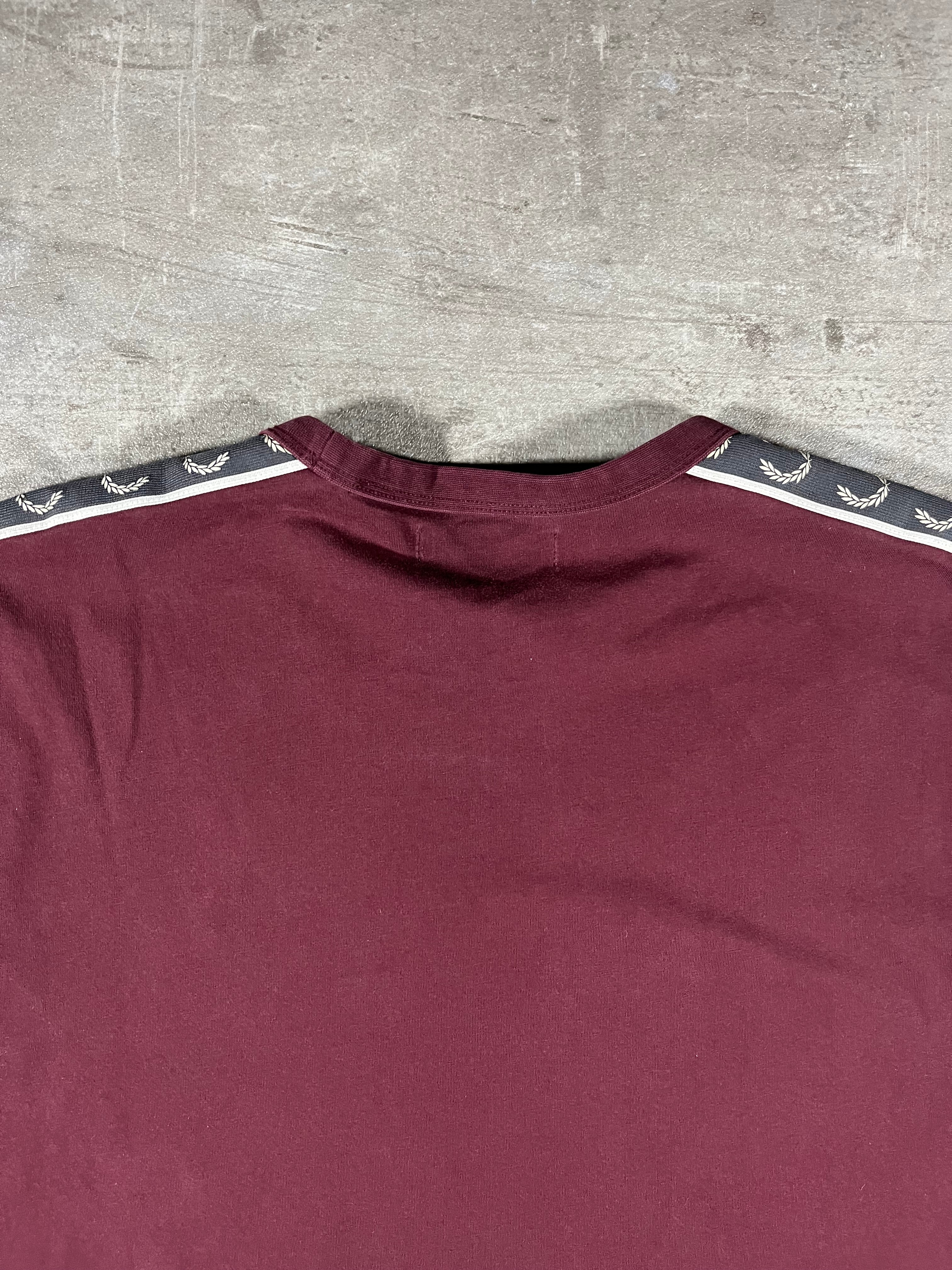 Fred Perry T-shirt Taped Bordeaux XL