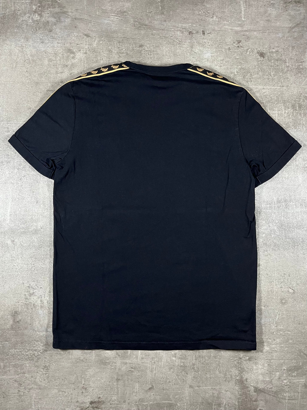 Fred Perry T-shirt Taped Schwarz/ Gold M
