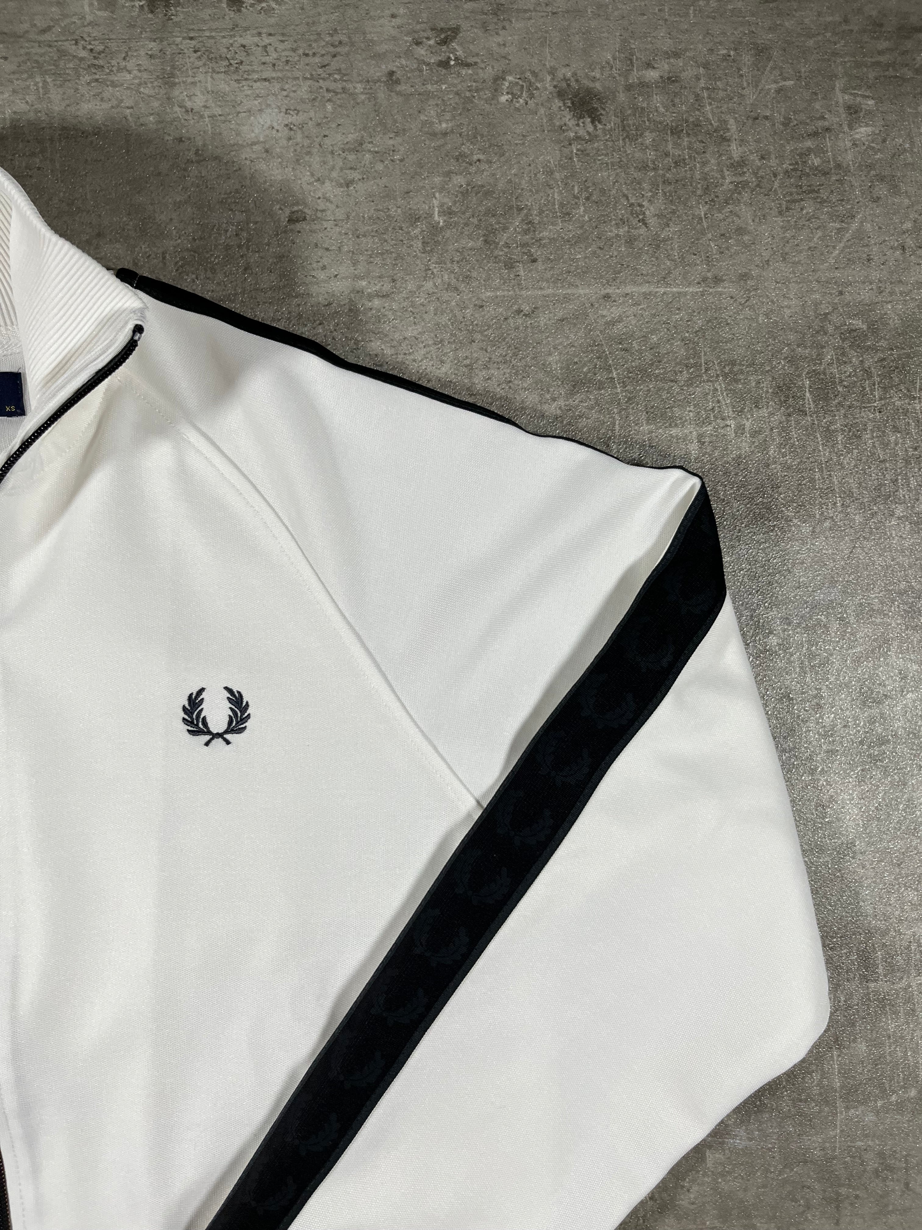Fred Perry Trainingsjacke Taped Weiß/ Schwarz XS
