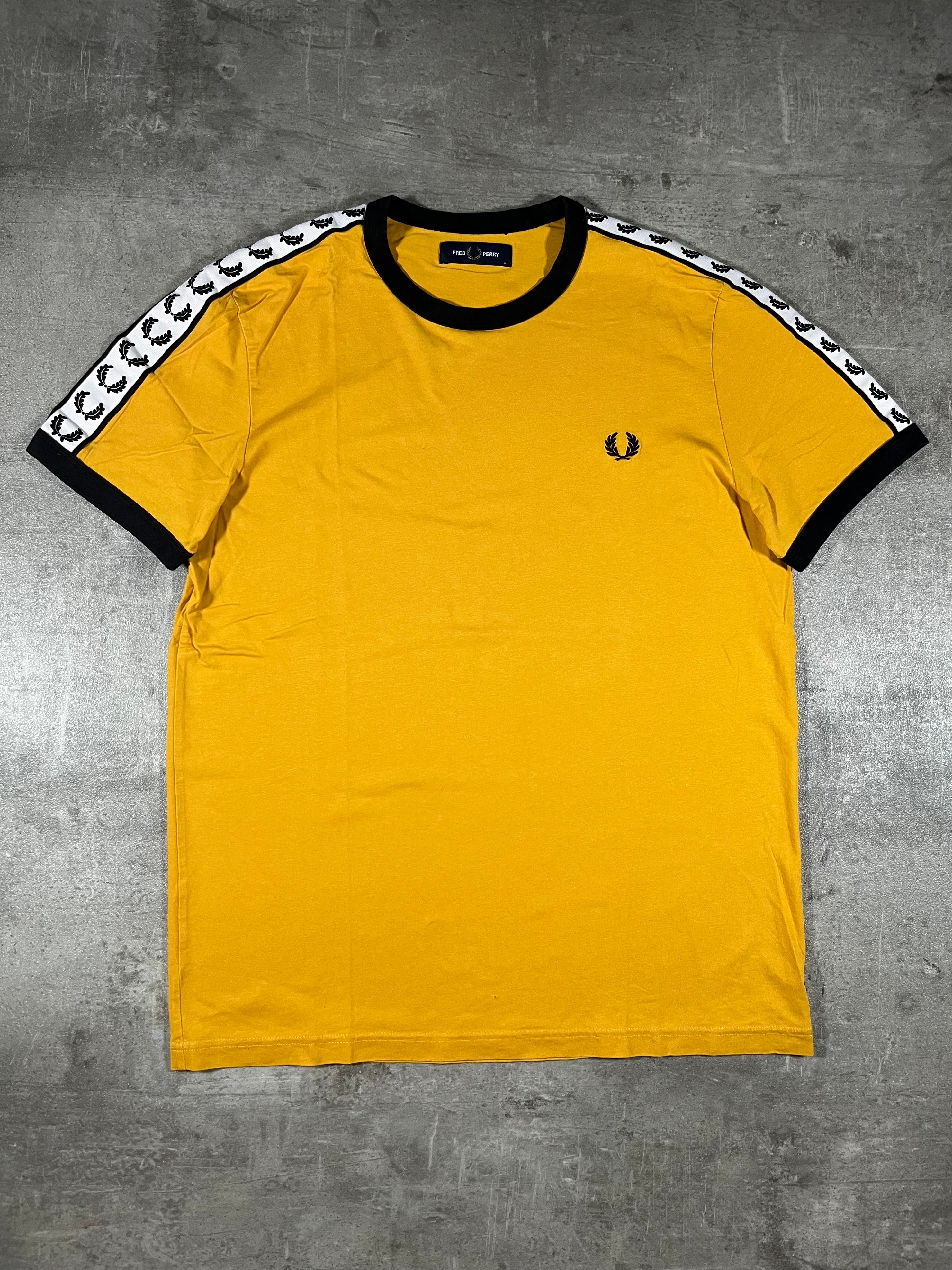 Fred Perry T-shirt Taped Gelb M