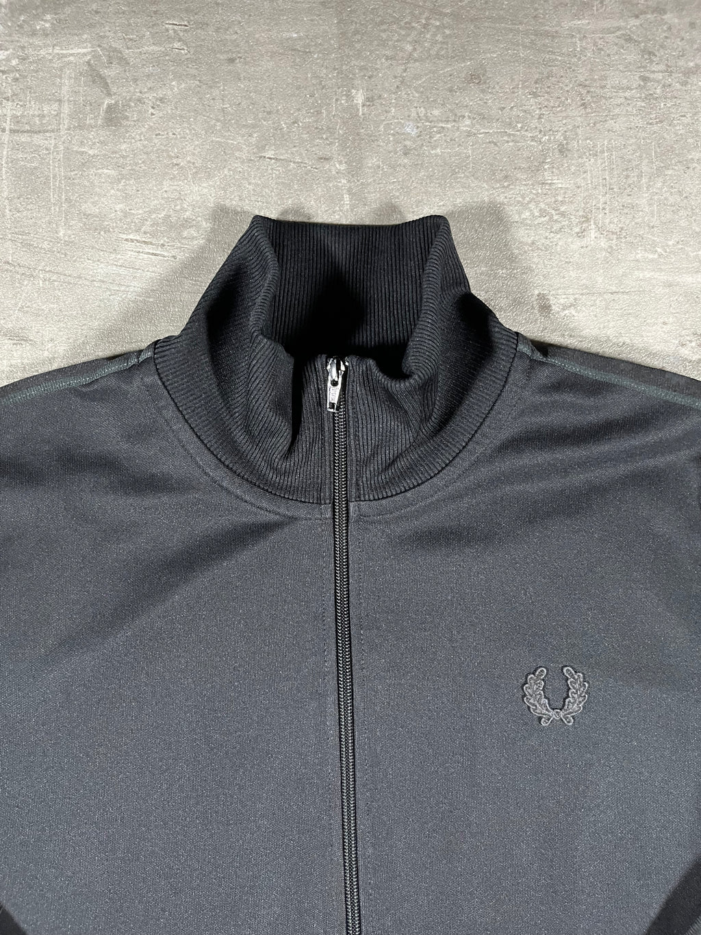 Fred Perry Trainingsjacke Taped Schwarz L