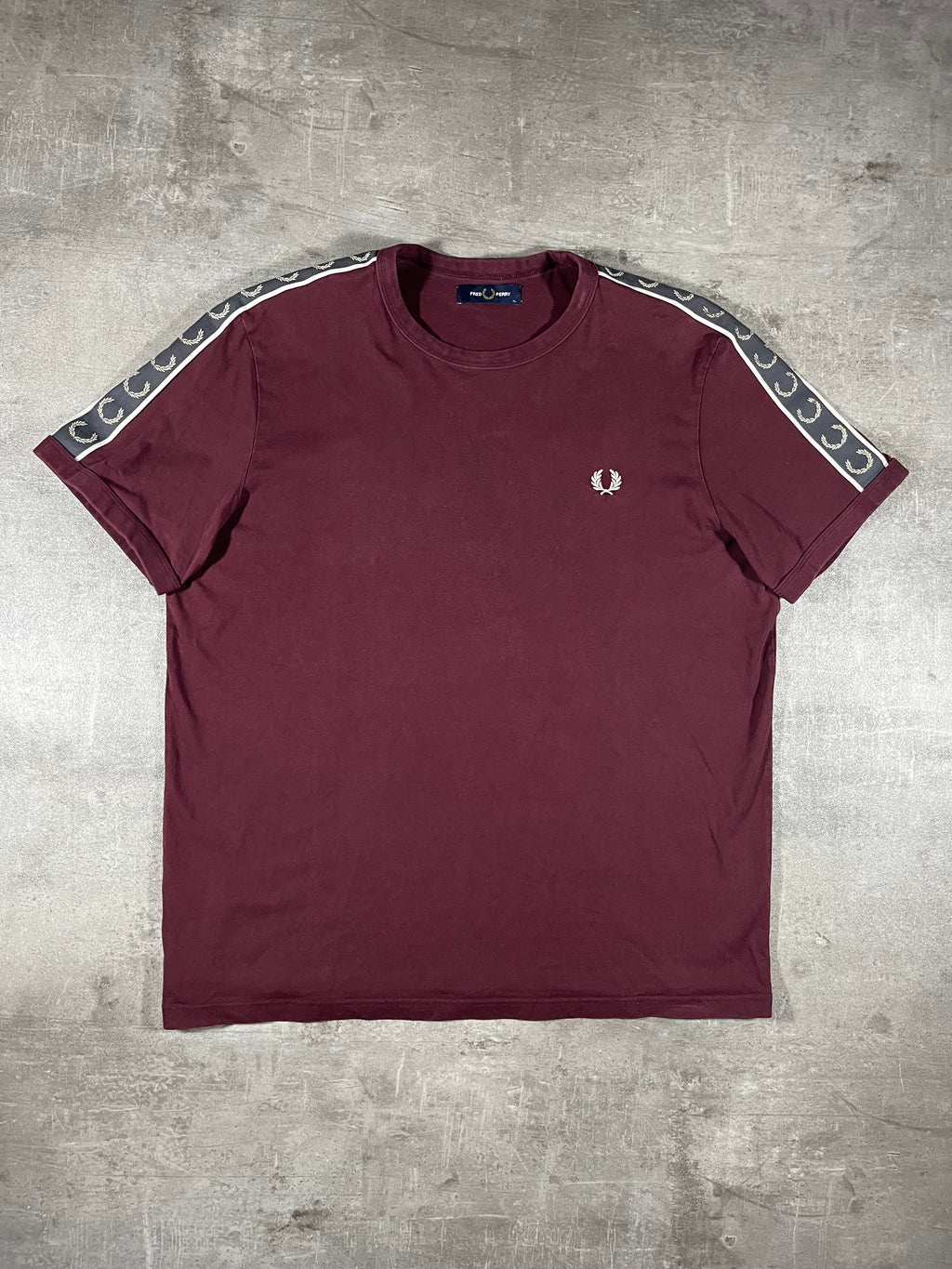 Fred Perry T-shirt Taped Bordeaux XL