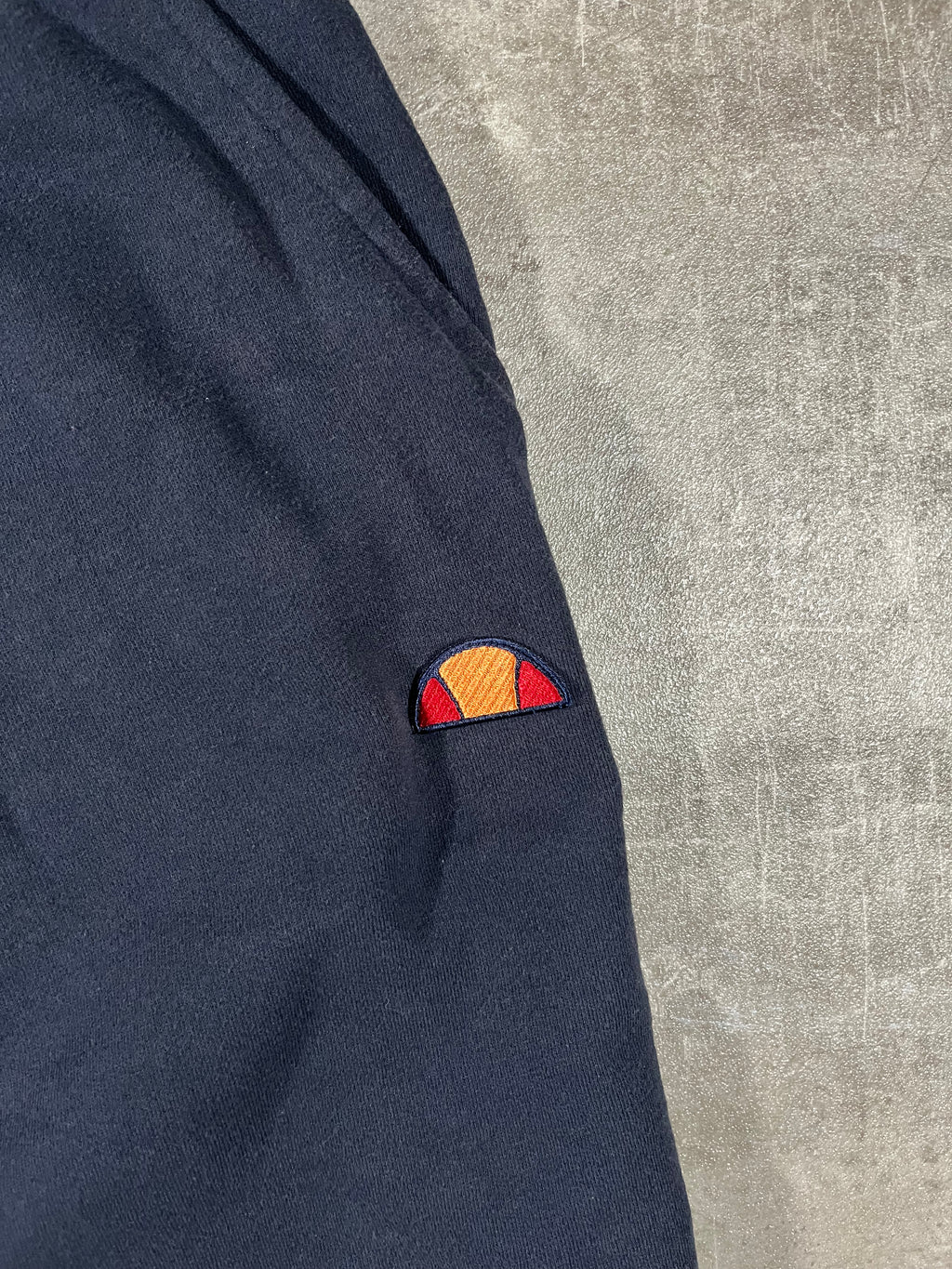 ellesse kurze Hose Dunkelgrau M